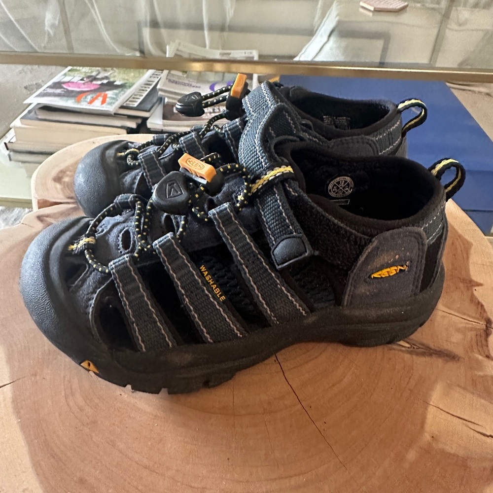 Keen sandals for kids, water shoes, Navy, Size 12 (toddler)